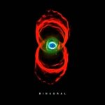 Capa do álbum Binaural do Pearl Jam, com uma nebulosa azul-avermelhada ao centro.