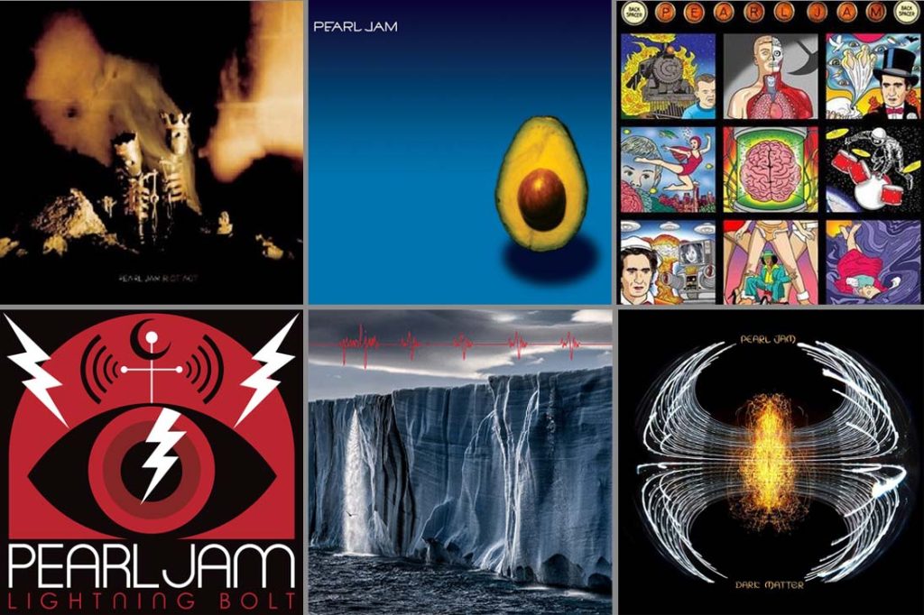 "Capas dos seis álbuns mais recentes do Pearl Jam: Riot Act (2002), Pearl Jam - Álbum do Abacate (2006), Backspacer (2009), Lightning Bolt (2013), Gigaton (2020) e Dark Matter (2024) dispostos em linha sobre fundo escuro"